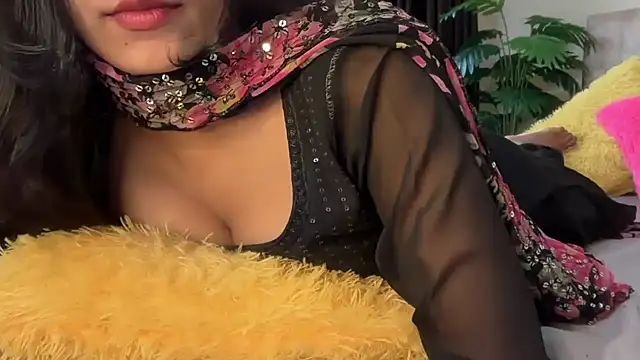 Snapshot of sexy_m23 chatting on October 6, 2025, 3:37 am sexy m23 online show from October 6, 2025, 3:37 am