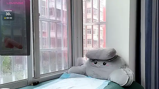 Snapshot of QianF-666 chatting on March 4, 2025, 2:27 am QianF-666 online show from March 4, 2025, 2:27 am