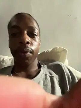 Snapshot of LarryCollin chatting on March 17, 2025, 11:31 am LarryCollin online show from March 17, 2025, 11:31 am
