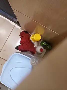 Snapshot of 1995eduardo chatting on February 18, 2025, 11:55 am 1995eduardo online show from February 18, 2025, 11:55 am