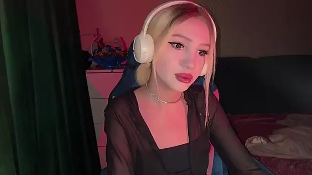 Stuffy Ri online show from January 24, 2025, 12:09 am