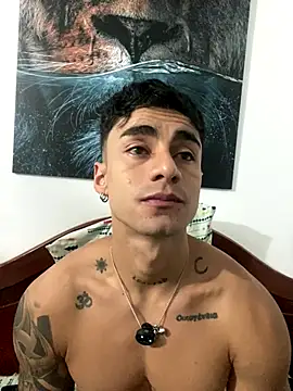 Snapshot of Danifornari chatting on November 2, 2025, 2:58 am Danifornari online show from November 2, 2025, 2:58 am