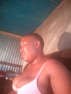 Snapshot of SEXXYBUTTSxx chatting on October 28, 2025, 8:18 am SEXXYBUTTSxx online show from October 28, 2025, 8:18 am