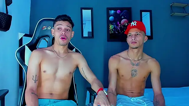 Snapshot of Friendsofeverything_ chatting on March 5, 2025, 11:38 am Friendsofeverything  online show from March 5, 2025, 11:38 am