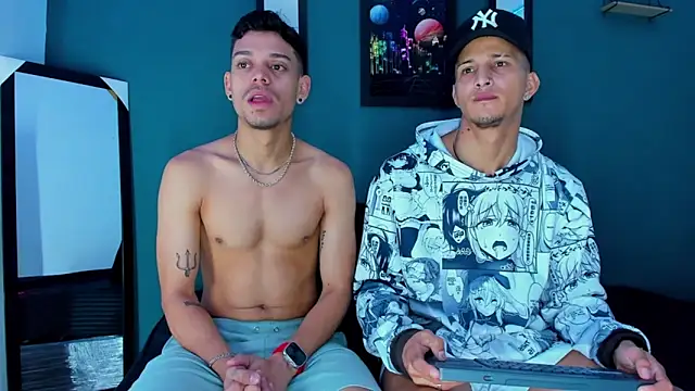 Snapshot of Friendsofeverything_ chatting on March 8, 2025, 1:47 pm Friendsofeverything  online show from March 8, 2025, 1:47 pm