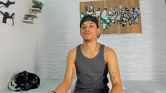 Snapshot of Friendsofeverything_ chatting on September 11, 2025, 1:44 pm Friendsofeverything  online show from September 11, 2025, 1:44 pm