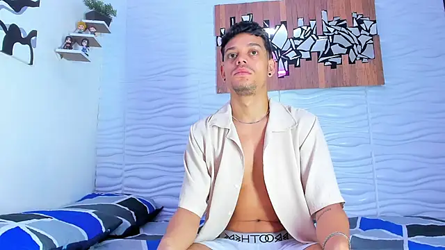 Snapshot of Friendsofeverything_ chatting on September 16, 2025, 2:07 pm Friendsofeverything  online show from September 16, 2025, 2:07 pm