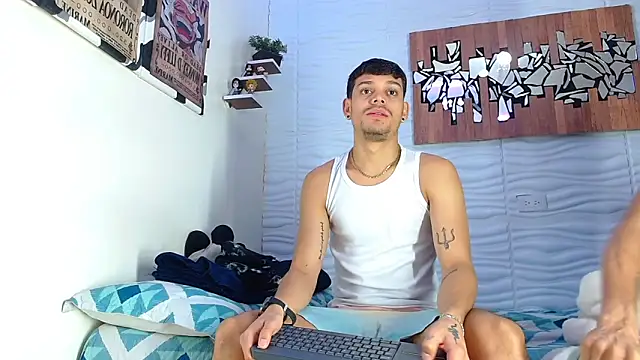 Snapshot of Friendsofeverything_ chatting on October 11, 2025, 2:59 pm Friendsofeverything  online show from October 11, 2025, 2:59 pm