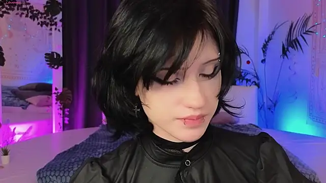 Snapshot of dark_vamp_ chatting on January 15, 2025, 2:02 pm dark vamp  online show from January 15, 2025, 2:02 pm