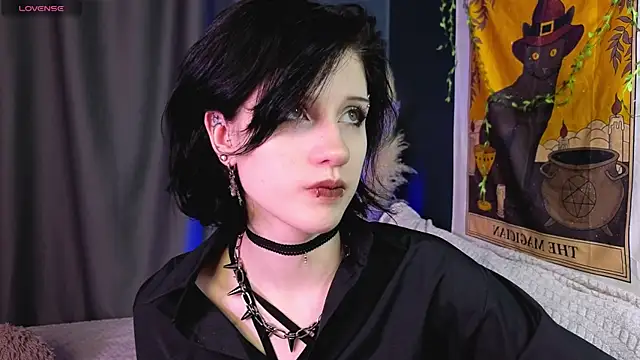 Snapshot of dark_vamp_ chatting on January 23, 2025, 3:43 pm dark vamp  online show from January 23, 2025, 3:43 pm