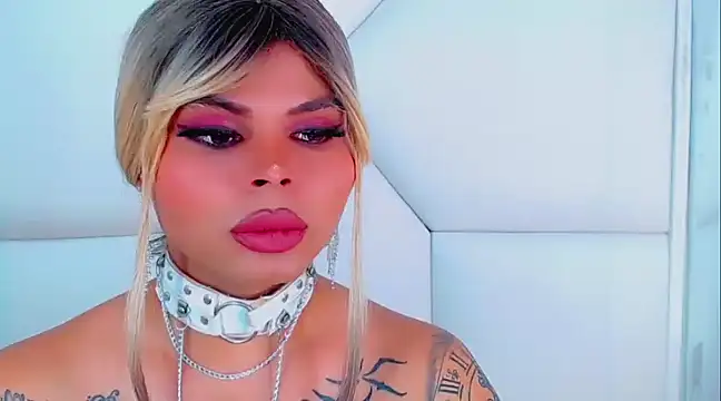 Snapshot of AdanKinng chatting on December 1, 2024, 4:29 pm AdanKinng online show from December 1, 2024, 4:29 pm