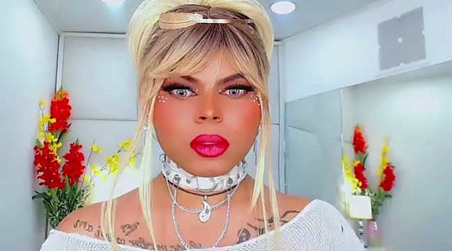 Snapshot of AdanKinng chatting on March 14, 2025, 7:48 am AdanKinng online show from March 14, 2025, 7:48 am