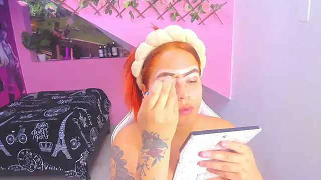 Snapshot of marcellaa303av chatting on January 22, 2025, 3:20 am marcellaa303av online show from January 22, 2025, 3:20 am