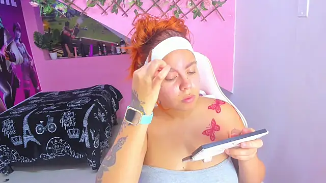 Snapshot of marcellaa303av chatting on February 7, 2025, 3:23 am marcellaa303av online show from February 7, 2025, 3:23 am