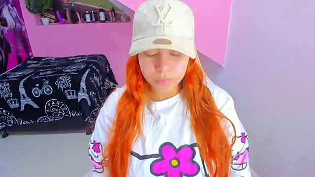 Snapshot of marcellaa303av chatting on February 16, 2025, 3:26 am marcellaa303av online show from February 16, 2025, 3:26 am