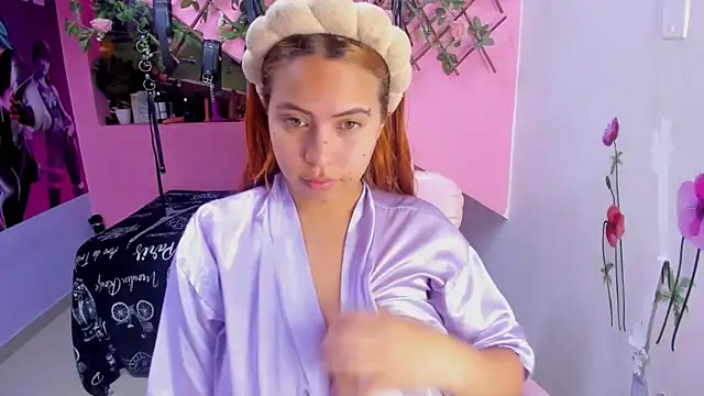 Snapshot of marcellaa303av chatting on September 19, 2025, 11:16 pm marcellaa303av online show from September 19, 2025, 11:16 pm