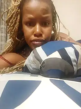 EbonylvyXxZA online show from March 1, 2025, 5:27 pm