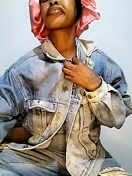 EbonylvyXxZA online show from September 19, 2025, 9:04 pm