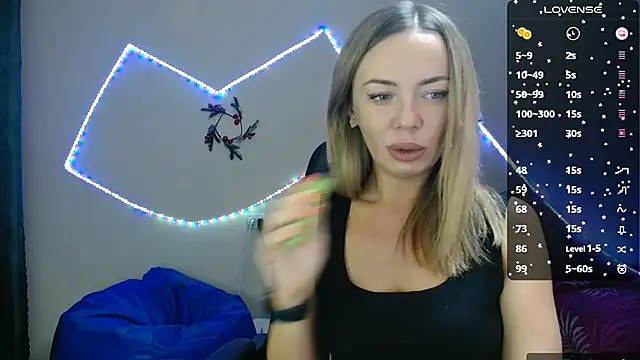 Snapshot of Daria_Spring chatting on February 20, 2025, 6:46 pm Daria Spring online show from February 20, 2025, 6:46 pm