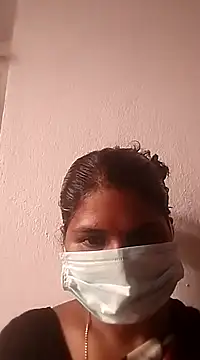 Snapshot of sruthi_telugu chatting on December 13, 2024, 5:05 am sruthi telugu online show from December 13, 2024, 5:05 am