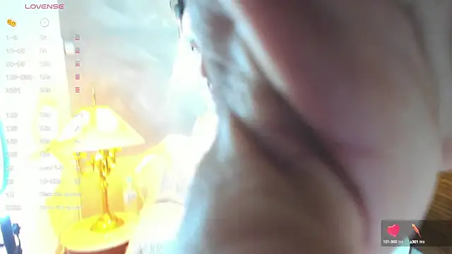 Snapshot of Dylanstonne chatting on January 5, 2025, 3:11 am Dylanstonne online show from January 5, 2025, 3:11 am