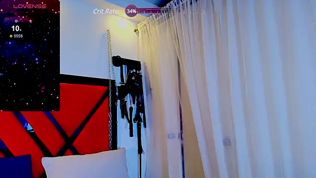 Snapshot of Ivyymmiller chatting on February 4, 2025, 3:22 am Ivyymmiller online show from February 4, 2025, 3:22 am