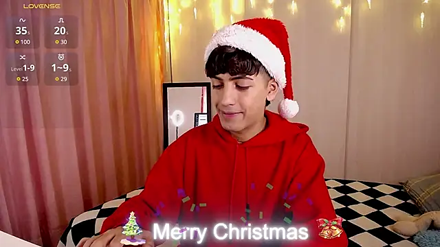 Snapshot of teobowny_ chatting on December 24, 2024, 5:34 pm teobowny online show from December 24, 2024, 5:34 pm