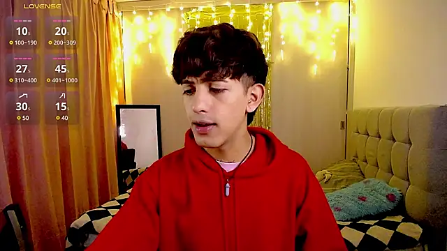 Snapshot of teobowny_ chatting on December 30, 2024, 10:12 pm teobowny online show from December 30, 2024, 10:12 pm