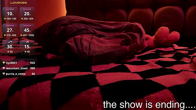 Snapshot of teobowny_ chatting on January 14, 2025, 7:32 pm teobowny online show from January 14, 2025, 7:32 pm