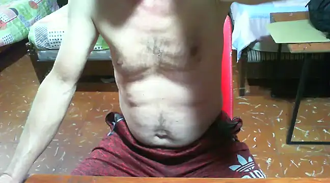 Snapshot of Roberto3102 chatting on December 4, 2024, 12:47 pm Roberto3102 online show from December 4, 2024, 12:47 pm