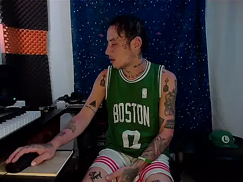 Snapshot of patrik_tattoo_ chatting on February 6, 2025, 11:37 pm patrik tattoo online show from February 6, 2025, 11:37 pm