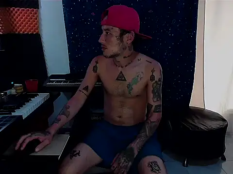 Snapshot of patrik_tattoo_ chatting on February 22, 2025, 10:52 pm patrik tattoo online show from February 22, 2025, 10:52 pm