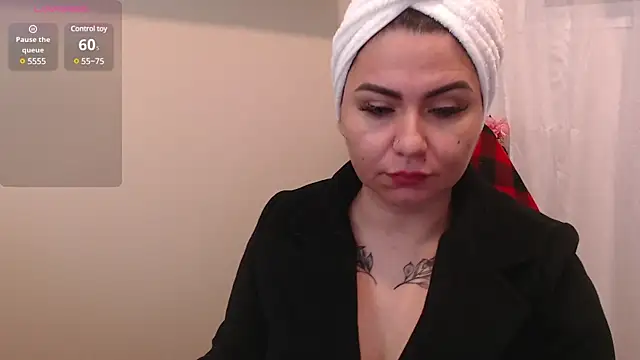 Snapshot of Genesisgems11_ chatting on January 18, 2025, 3:42 am Genesisgems11  online show from January 18, 2025, 3:42 am