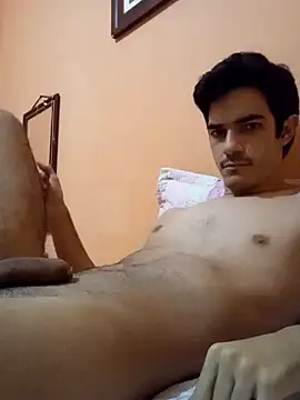 phmoisinho5000 online show from October 25, 2025, 4:42 am