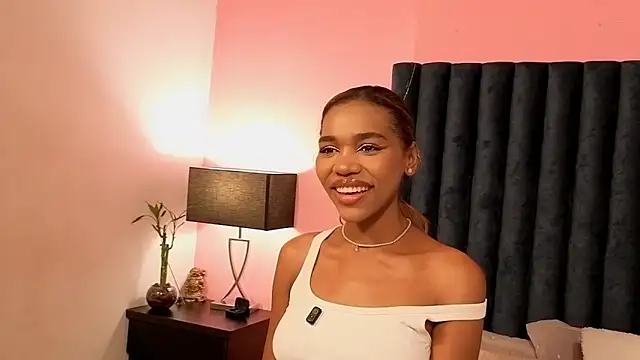 Snapshot of Lily_Miiller chatting on September 12, 2025, 9:04 pm Lily Miiller online show from September 12, 2025, 9:04 pm