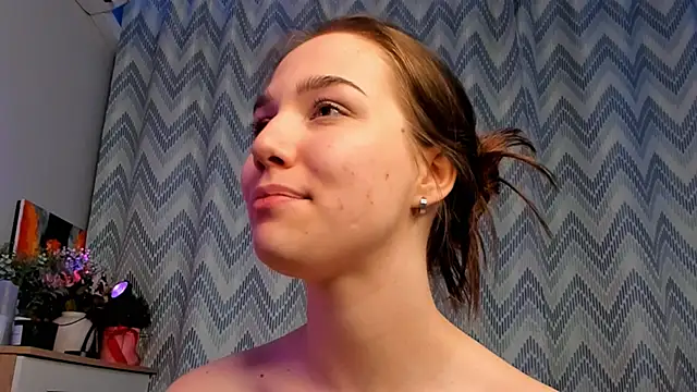 Snapshot of Tate_Angel chatting on January 26, 2025, 9:18 pm Tate Angel online show from January 26, 2025, 9:18 pm