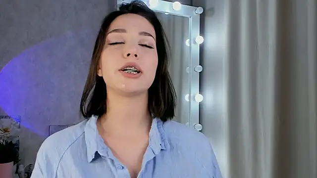 Snapshot of Tate_Angel chatting on September 26, 2025, 6:23 pm Tate Angel online show from September 26, 2025, 6:23 pm