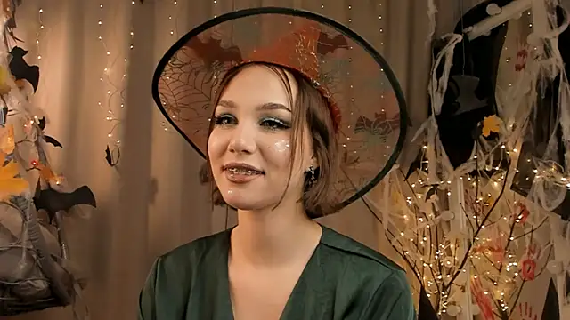 Snapshot of Tate_Angel chatting on October 31, 2025, 6:09 pm Tate Angel online show from October 31, 2025, 6:09 pm