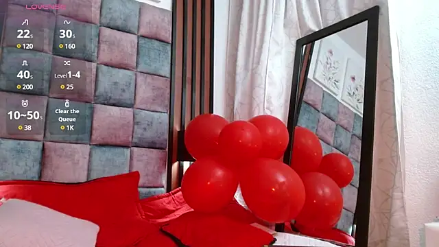 Saraa-restrepo online show from February 13, 2025, 10:44 am