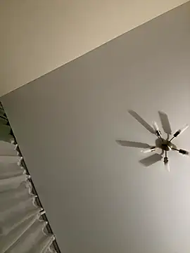 Snapshot of Sweet_Khalifa_ chatting on November 9, 2025, 2:59 pm Sweet Khalifa online show from November 9, 2025, 2:59 pm