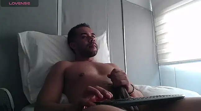 FaustoCock online show from January 24, 2025, 9:58 pm