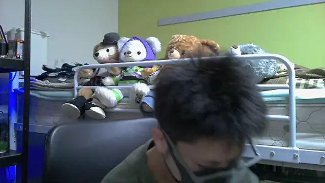 Snapshot of Owl1216 chatting on January 10, 2025, 12:15 pm Owl1216 online show from January 10, 2025, 12:15 pm