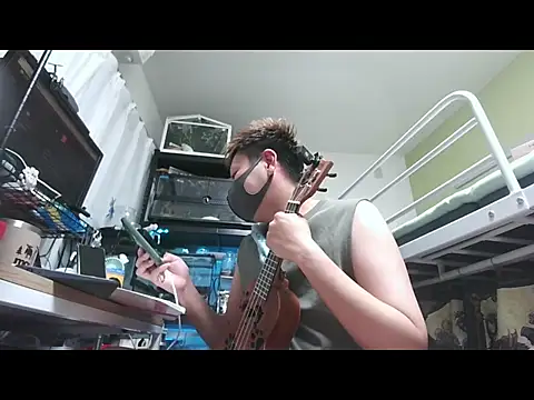 Snapshot of Owl1216 chatting on October 13, 2025, 12:49 pm Owl1216 online show from October 13, 2025, 12:49 pm