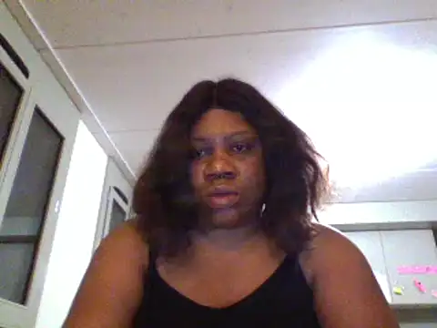 Snapshot of bonbonaumiel chatting on December 29, 2024, 12:41 am bonbonaumiel online show from December 29, 2024, 12:41 am