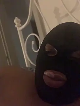 Snapshot of bonbonaumiel chatting on January 15, 2025, 6:40 pm bonbonaumiel online show from January 15, 2025, 6:40 pm