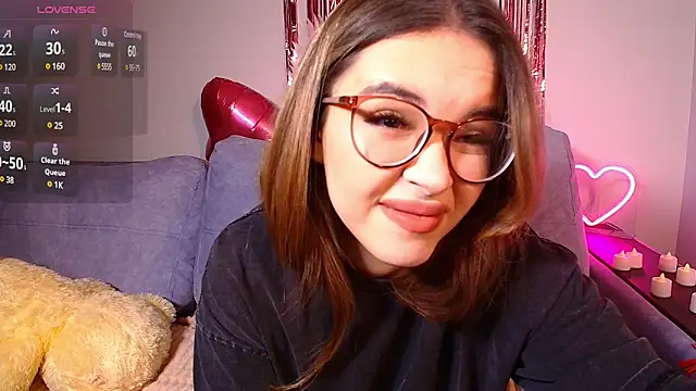 Snapshot of CutiePie3 chatting on February 14, 2025, 6:51 pm CutiePie3 online show from February 14, 2025, 6:51 pm