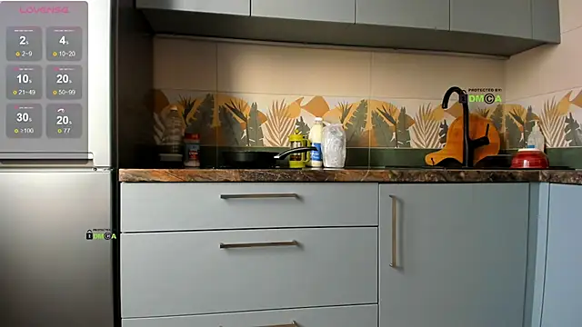 Snapshot of Your_dream_Alice chatting on February 22, 2025, 7:56 am Your dream Alice online show from February 22, 2025, 7:56 am