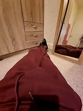 Snapshot of realityyshowww chatting on December 18, 2024, 6:03 pm realityyshowww online show from December 18, 2024, 6:03 pm