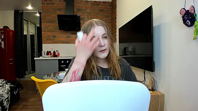 Snapshot of princessaalicc chatting on February 17, 2025, 11:13 am princessaalicc online show from February 17, 2025, 11:13 am