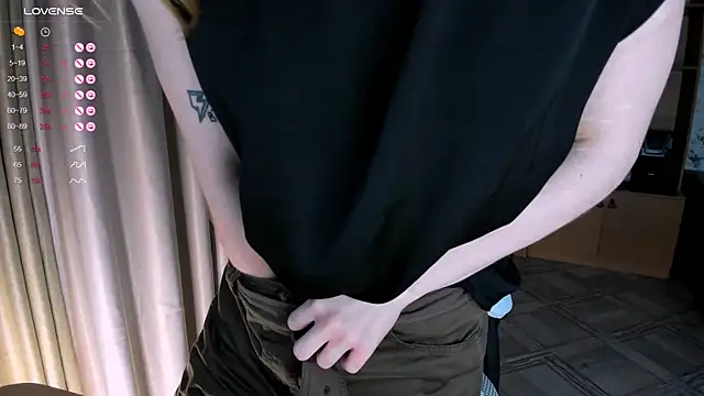 Snapshot of princessaalicc chatting on October 13, 2025, 3:01 pm princessaalicc online show from October 13, 2025, 3:01 pm